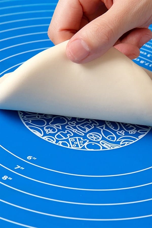 40-50-cm-silikon-olcekli-kullanimi-kolay-hamur-acma-mati-ekmek-manti-makarna-hamuru-yogurma-mati-bonvagon-30665782427691.jpg